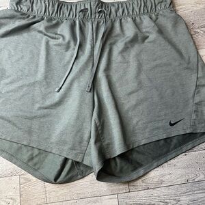 Nike Women's Athletic Shorts in gray Medium